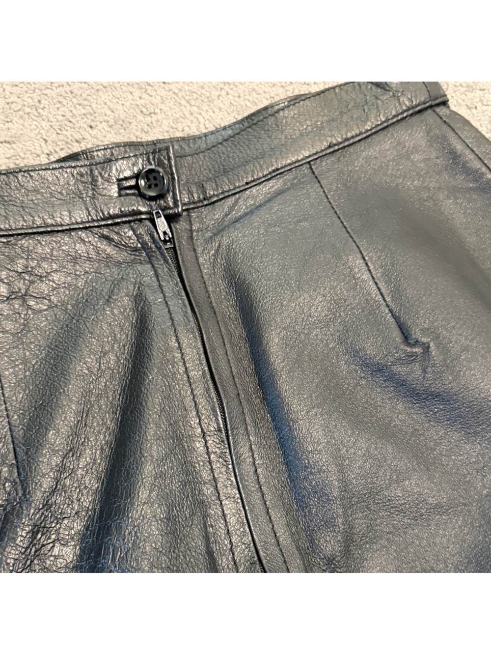 🔥 VTG 90s Wilsons Suede & Leather Black Genuine Leather High Waist Skirt 6 - Picture 3 of 8